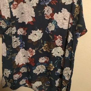 D2 Daniel Rainn floral hi-low top